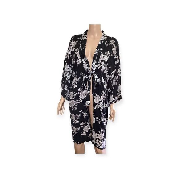 Spiritual Gangster Kimono Robe OS - Picture 1 of 7